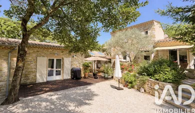 Maison de campagne à Montjoux (26220)