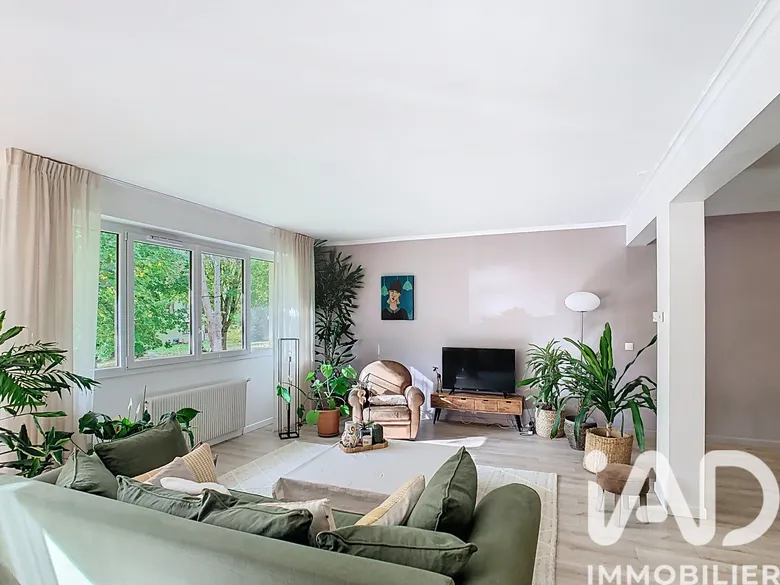 Appartement 4 pièces 101 m² · à Étiolles · 100,6 m² · 289 000 €