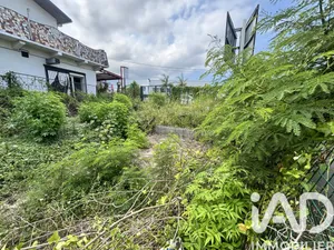 Building plot in Saint-Pierre (97410)