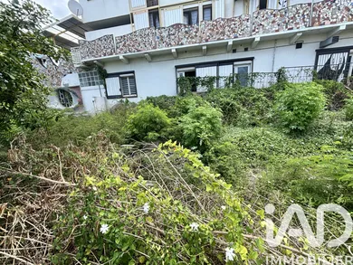 Building plot in Saint-Pierre (97410)
