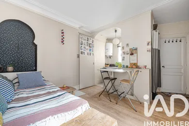 Apartment in Paris (75018)