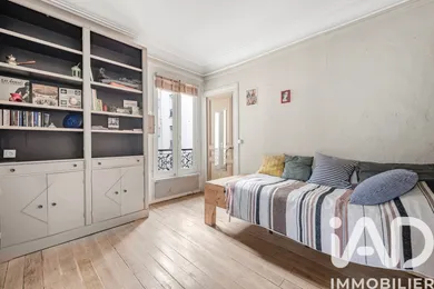 Apartment in Paris (75018)
