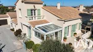 Maison traditionnelle à Lapalud (84840)