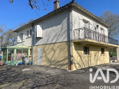 Traditional house in Aulnay (17470)