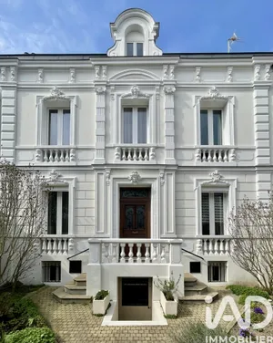 Demeure à Sens (89100)