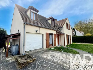 Traditional house in Baillet-en-France (95560)