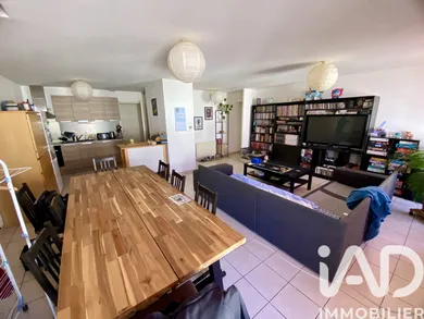 Apartment in Évron (53600)