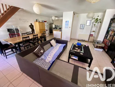Apartment in Évron (53600)