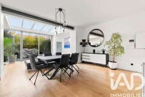 Townhouse in Suresnes (92150)