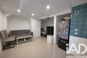 Building in Chanteloup-les-Vignes (78570)