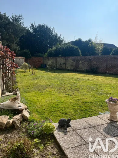 Apartment in Luzarches (95270)