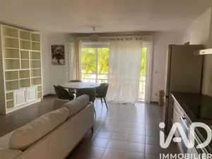 Appartement à BAIE-MAHAULT (97122)