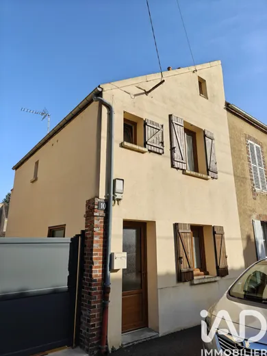 Maison de ville à Sens (89100)