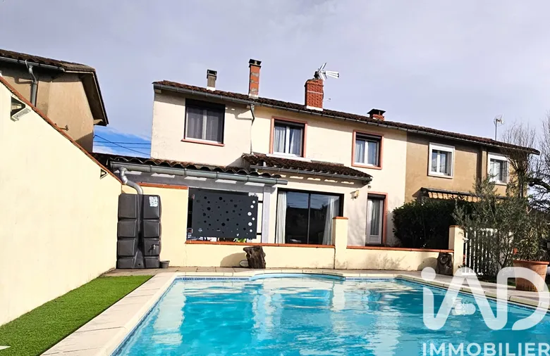 Maison 7 pièces 110 m² · à Castres · 110 m² · 215 000 €