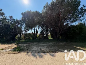 Building plot in Saint-Quentin-la-Poterie (30700)