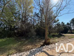 Building plot in Saint-Quentin-la-Poterie (30700)