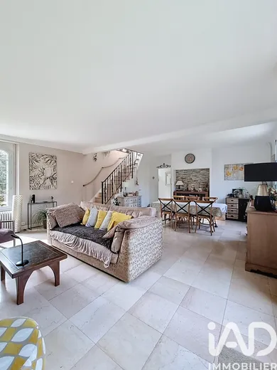 House in Brie-Comte-Robert (77170)