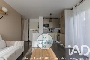 Apartment in AUBERGENVILLE (78410)