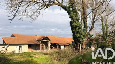 Farm in Jayat (01340)