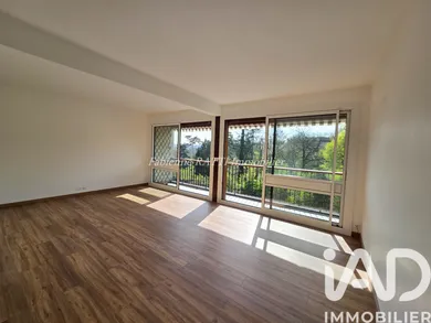 Apartment in Carrières-sur-Seine (78420)