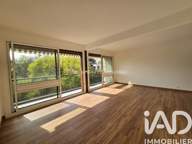 Apartment in Carrières-sur-Seine (78420)