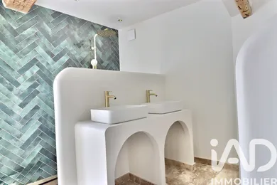 Townhouse in Ceyreste (13600)