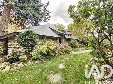 Maison traditionnelle à Le Perray-en-Yvelines (78610)