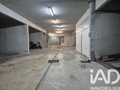 Parking in Menton (06500)