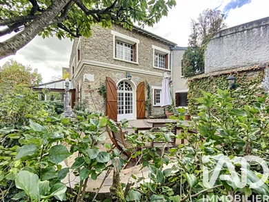 Maison traditionnelle à Le Perray-en-Yvelines (78610)