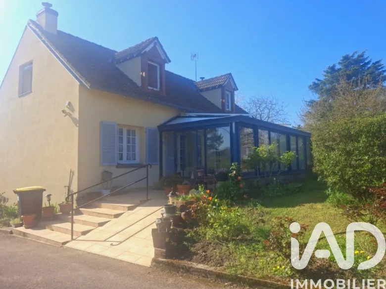Maison 6 pièces 138 m² · à Bonny-sur-Loire · 138 m² · 210 000 €