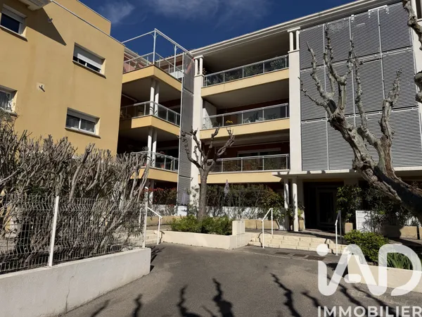 Vente appartement à Salon — 8