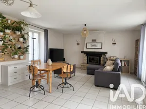 Maison à Sainte-Pazanne (44680)