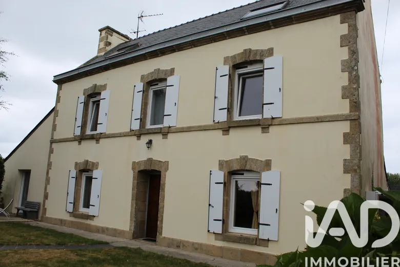 Maison 7 pièces 183 m² · à Beuzec-Cap-Sizun · 183 m² · 252 000 €