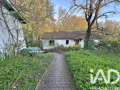 House in La Tour-de-Salvagny (69890)