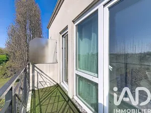 Apartment in Noisy-le-Grand (93160)