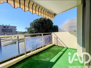 Apartment in Mandelieu-la-Napoule (06210)