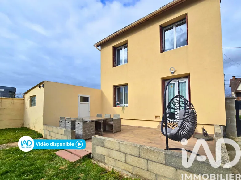 Maison 5 pièces 70 m² · à Paray-Vieille-Poste · 70 m² · 309 500 €