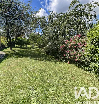 Architectural house in Orgeval (78630)