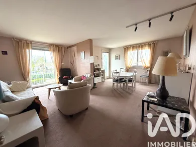 Apartment in Floirac (33270)