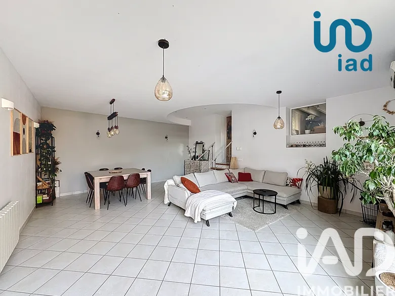 Maison 4 pièces 122 m² · à Maclas · 121,5 m² · 275 000 €