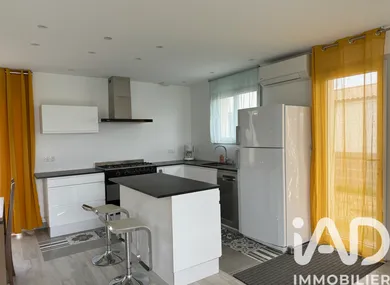 House in Coulon (79510)