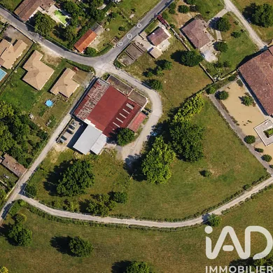 Building in Preignac (33210)