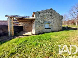 Traditional house in Les Salles-de-Castillon (33350)
