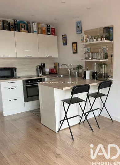 Apartment in Bandol (83150)