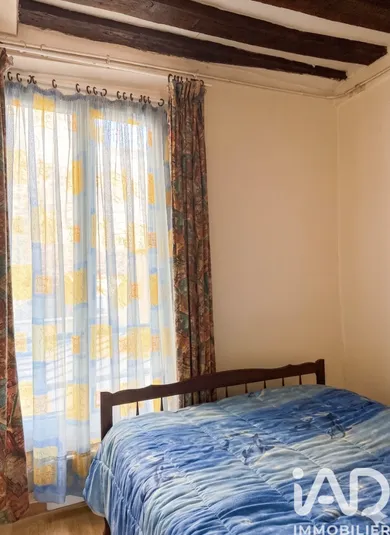 Apartment in Paris (75010)