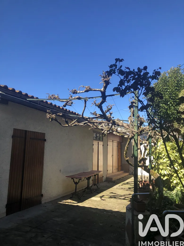 Maison 8 pièces 183 m² · à Castelsarrasin · 183 m² · 213 000 €