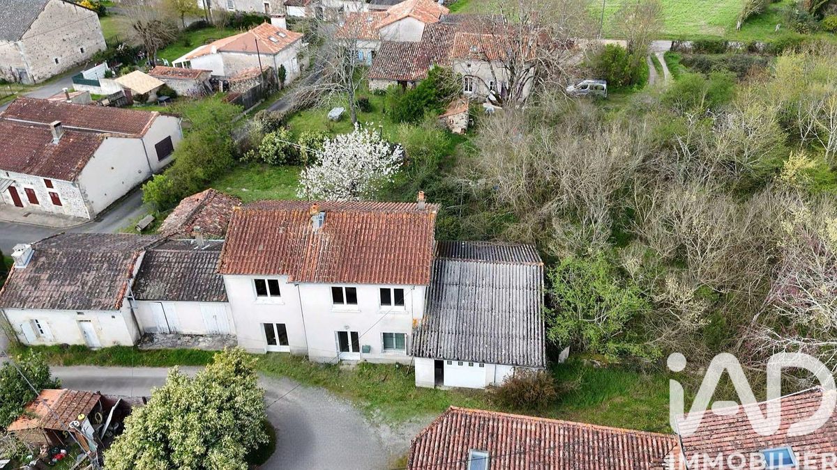 Vente maison à Persac (86320) : maison de campagne 5 pièces 106 m²