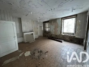 Building in Hauts de Bienne (39400)