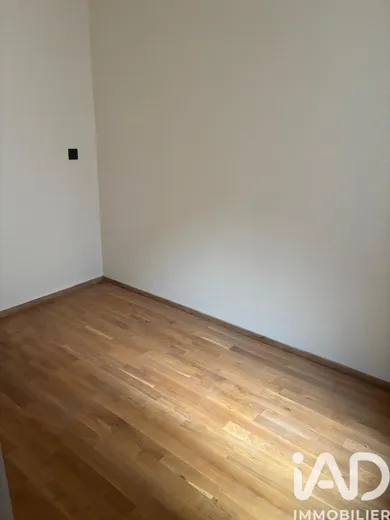 Apartment in Clichy (92110)