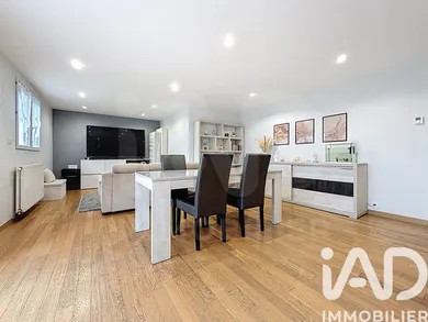 Apartment in Pontault-Combault (77340)